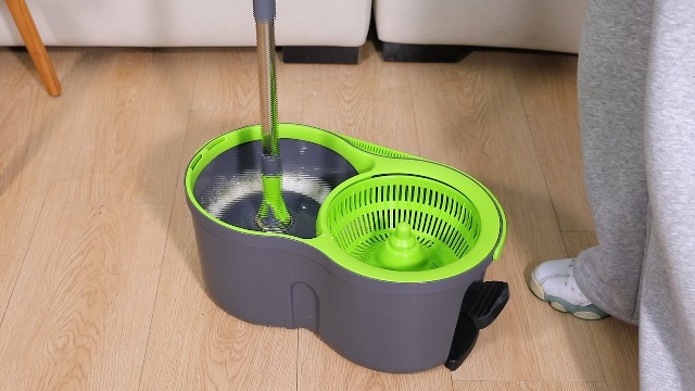 Amazon｜Masthome 回転モップ バケツセット フロアモップ 足踏み